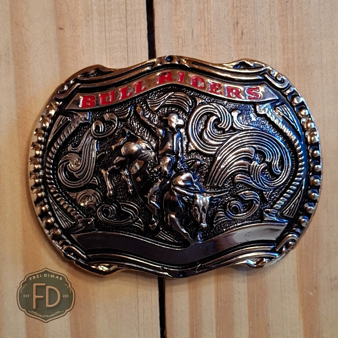Fivela Bull Riders